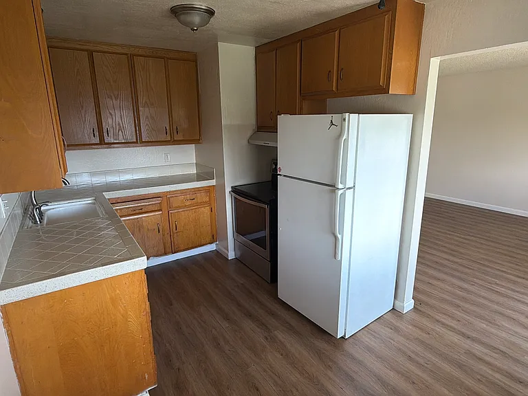 3509 Fairview Dr #1 — Photo 2