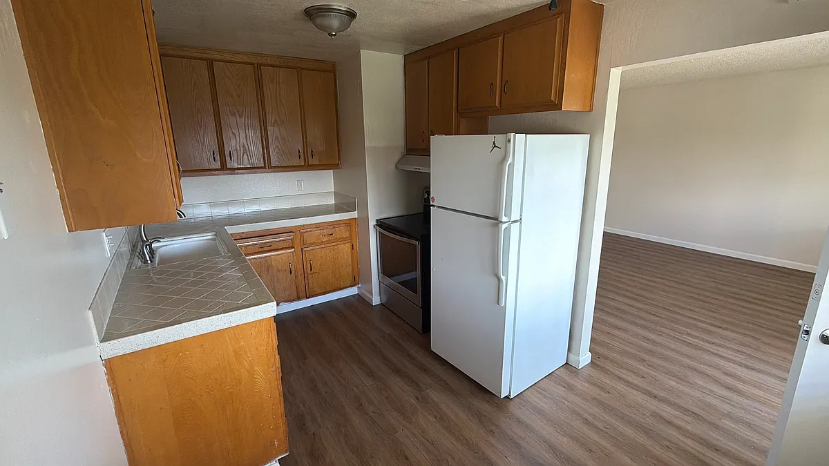 Building Photo - 3509 Fairview Dr #1