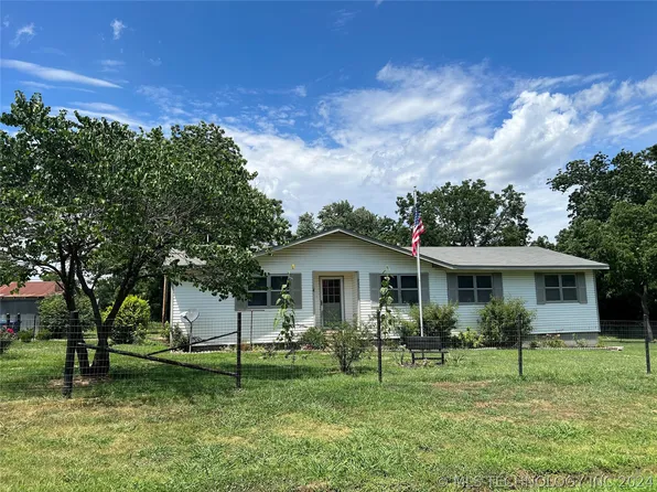 205 E 4th St, Drumright, OK 74030