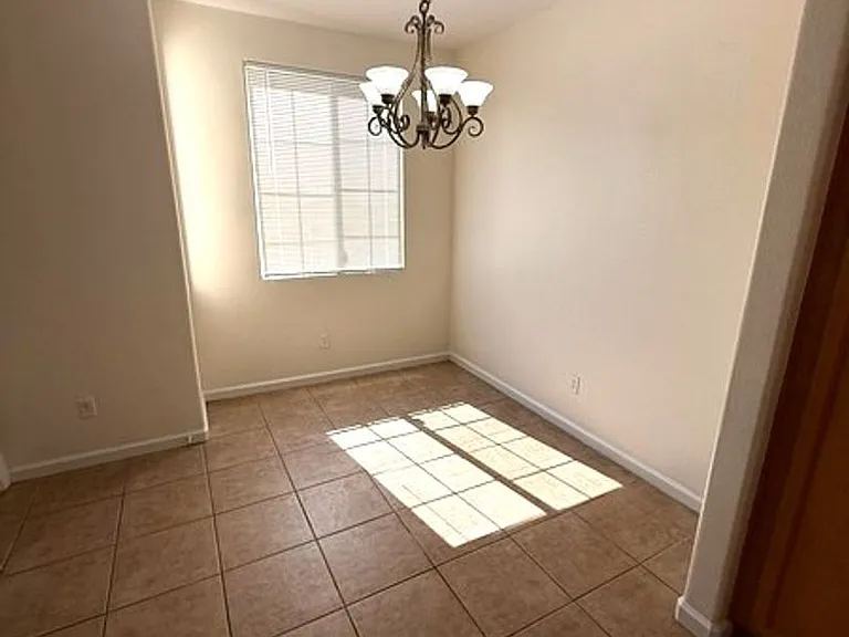 610 Sunrise Dr #5K — Photo 6