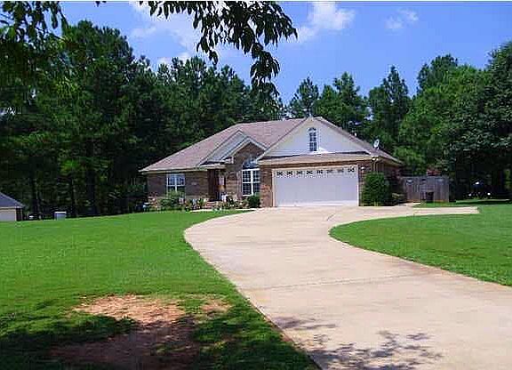 2nd image of 207 Malone Dr