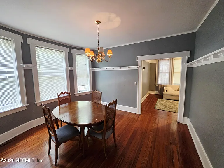 146 W 6th St — Photo 7