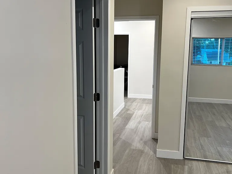 7021 Jamieson Ave — Photo 32