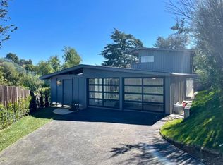 15434 Mulholland Dr, Los Angeles, CA 90077