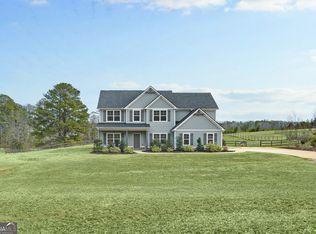 2106 Smokey Rd, Newnan, GA 30263