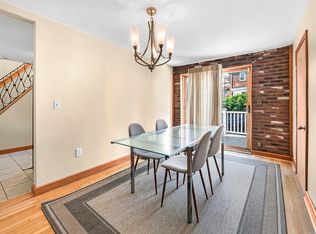 50 Temple St #50, Somerville, MA 02145
