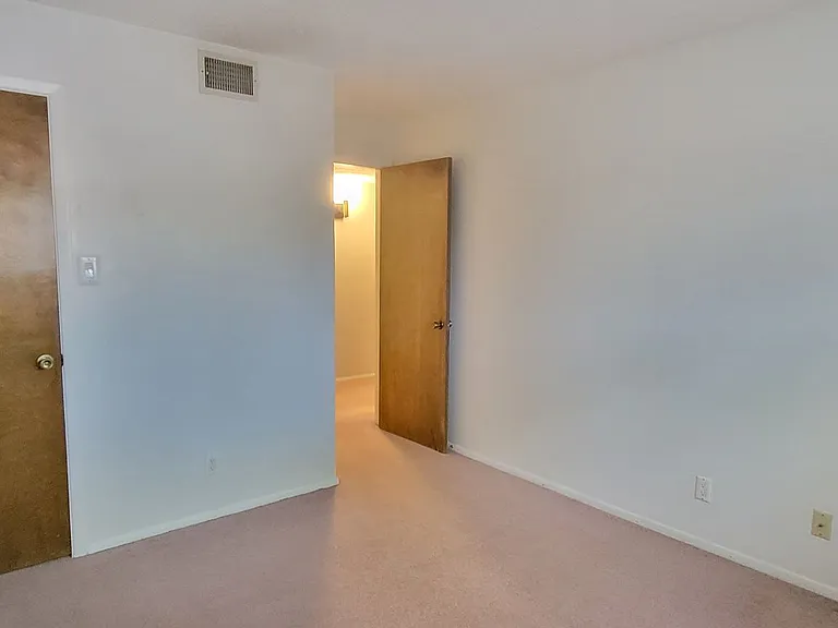 3532C Adenmor Ct — Photo 18