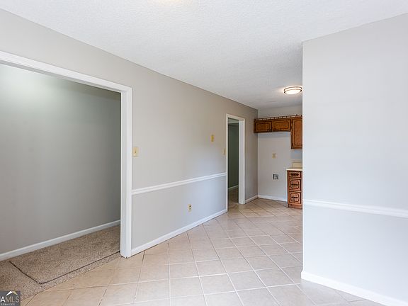 5th image of 1676 Winchester Way