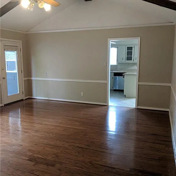 7325 Smithfield Rd — Photo 9