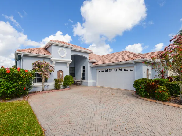 628 SW Lake Charles Circle, Port St Lucie, FL 34986