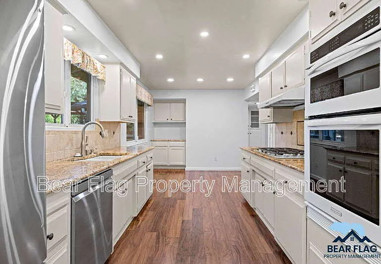 7919 Ridgemont Dr — Photo 21