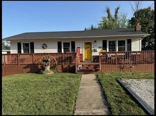 816 Locust St, Macon, MO 63552