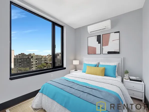 475 Grand Street image 8 of 11