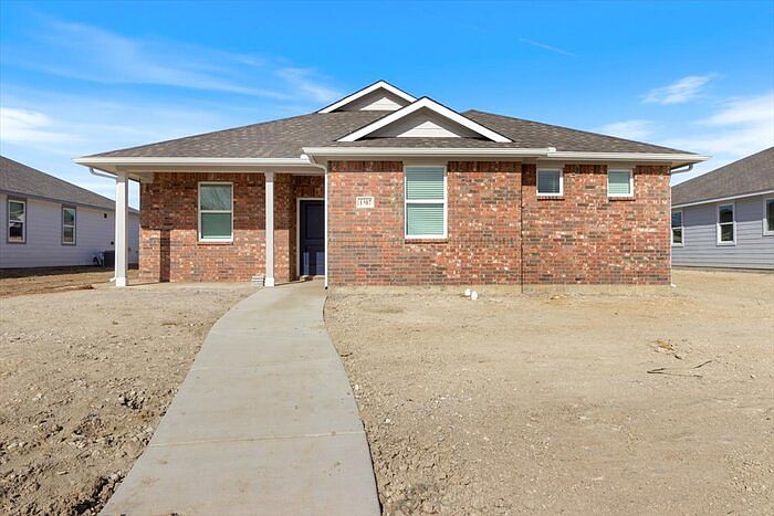 1st image of 1407 Marvin Gdns