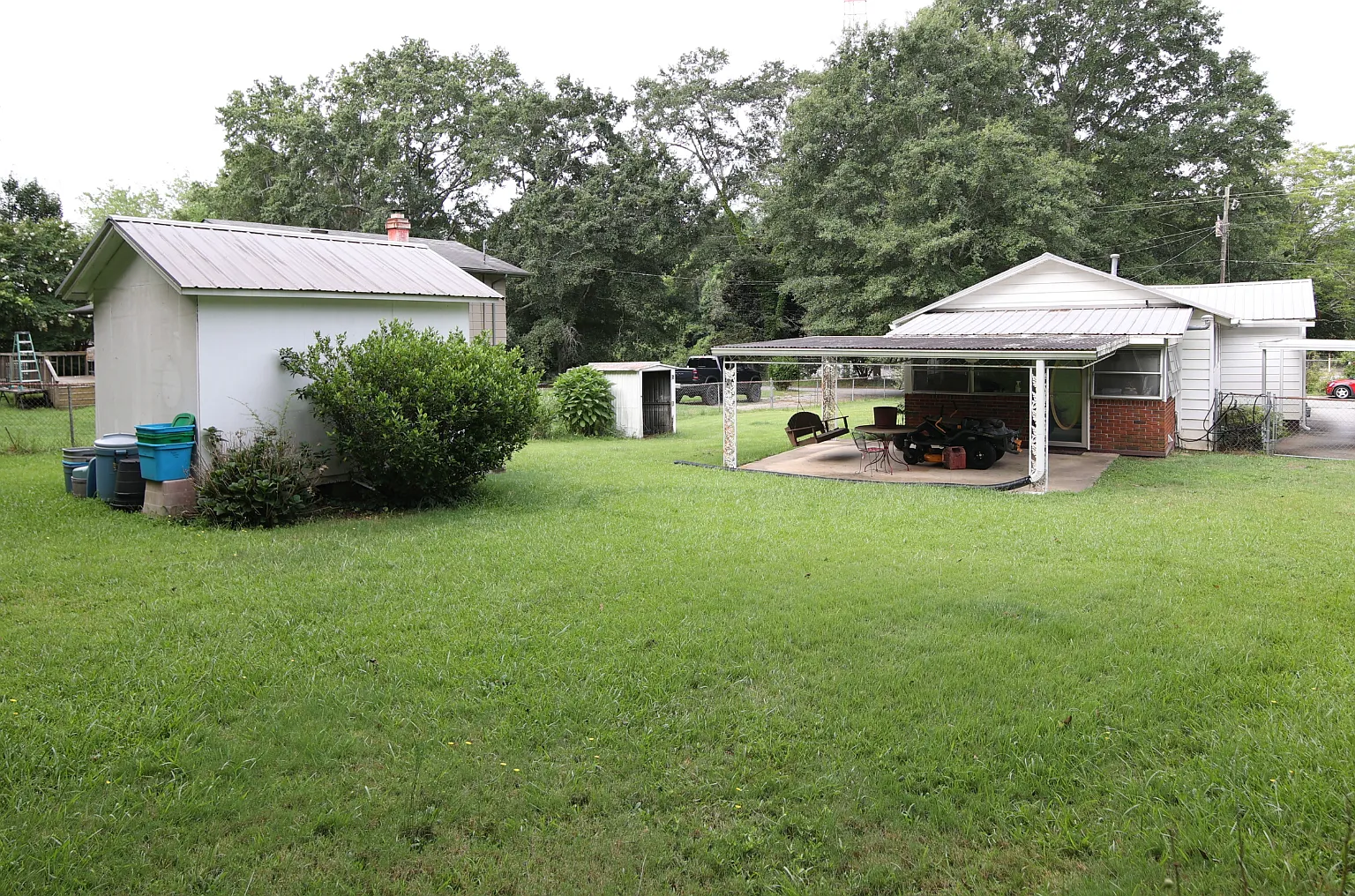 2 bed, 892 sqft, $1,200 — Photo 3