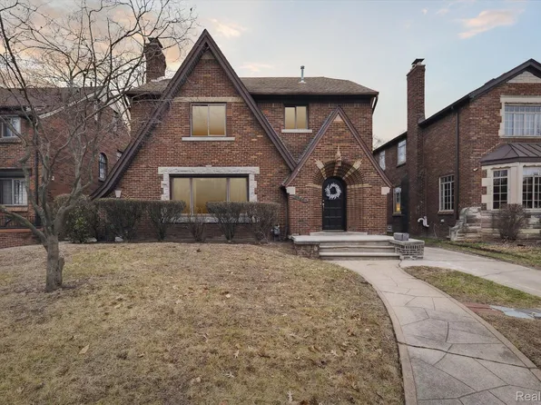 18461 Fairfield St, Detroit, MI 48221