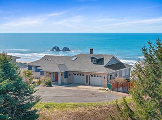 411 Crest Ter, Rockaway Beach, OR