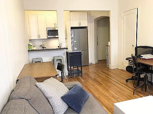 2nd image of 155 E 96th St APT 2G