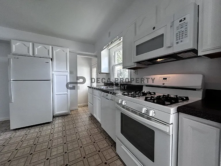10922 Juniper Ct — Photo 8