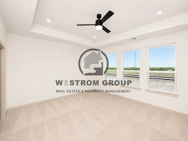 320 Walker Pkwy — Photo 21