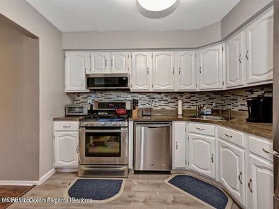 8 Amherst Court, Aberdeen, NJ, 07747