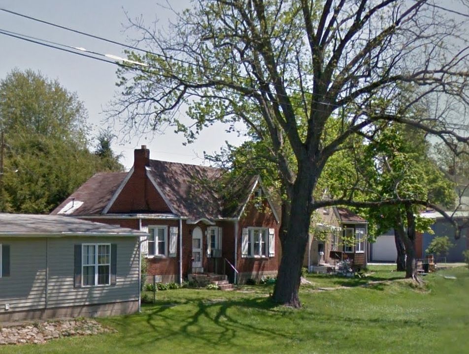 1st image of 1810 Plum St