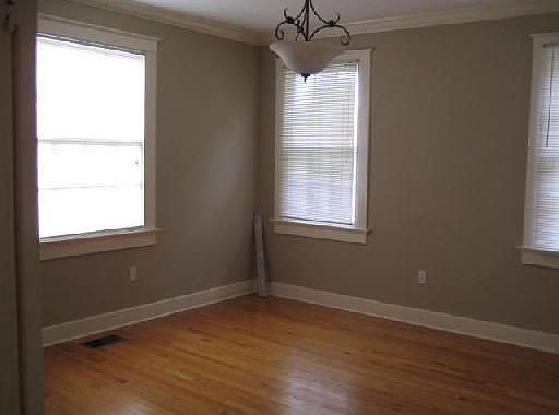 3rd image of 3601 Nashville Ave