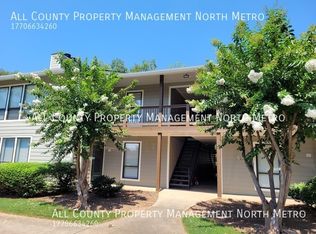 902 Park Ridge Cir, Marietta, GA 30068