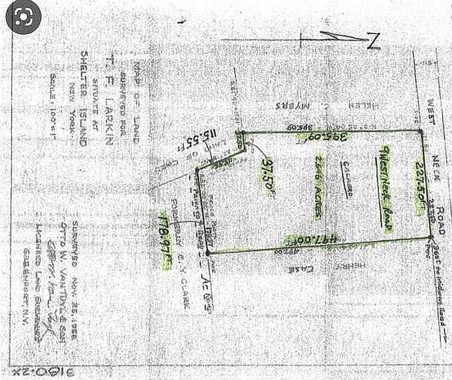 2nd image of 9 W Neck Rd