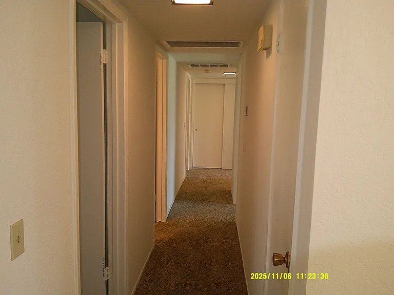 390 S Almond St — Photo 19