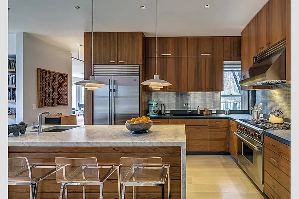 Sold by Stribling | media 21