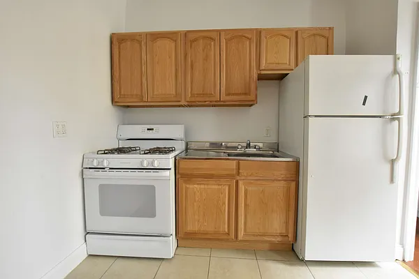 Rented by Clove Realty LLC | media 5