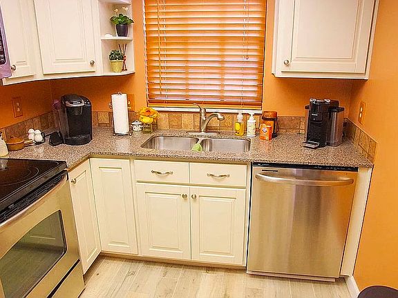 4th image of 12900 Vonn Rd APT A205