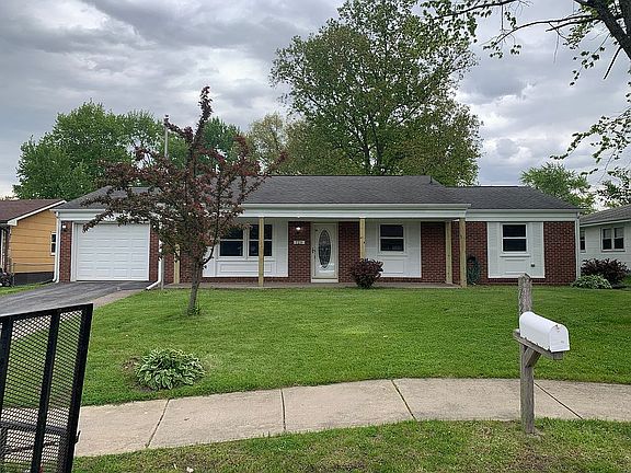 2nd image of 729 Governor Rd S