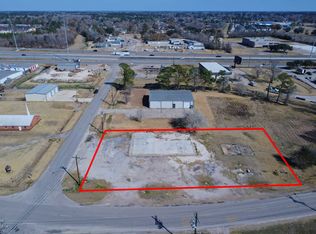 6595 Lawrence Dr, Beaumont, TX 77708