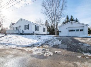 58 Dartmouth St, Bangor, ME 04401