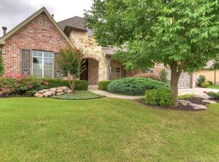 9433 E 108th Pl S, Tulsa, OK 74133