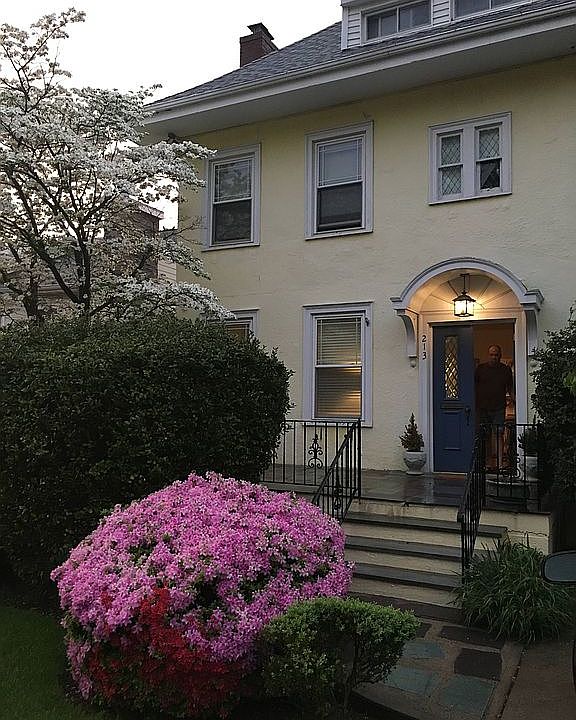 2nd image of 213 Thompson Shore Rd