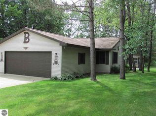 8738 S Seven Mile Rd, Mc Bain, MI 49657