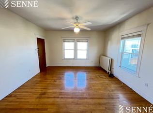 29 Sacramento St #2, Cambridge, MA 02138
