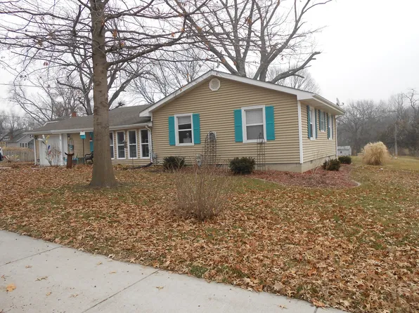 104 E South St, Albany, MO 64402