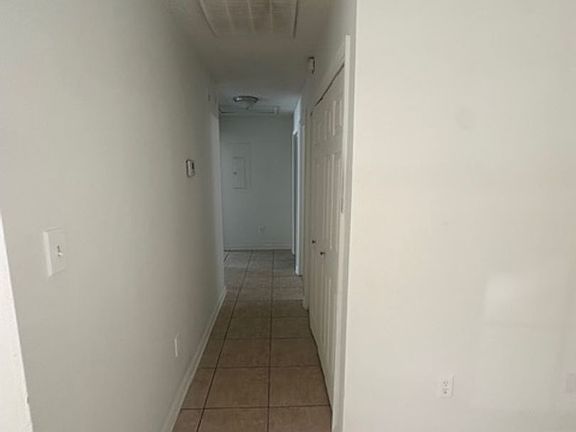 3rd image of 292 Carterwood Dr