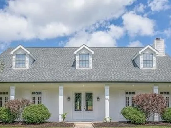 185 Villere Dr, Destrehan, LA 70047