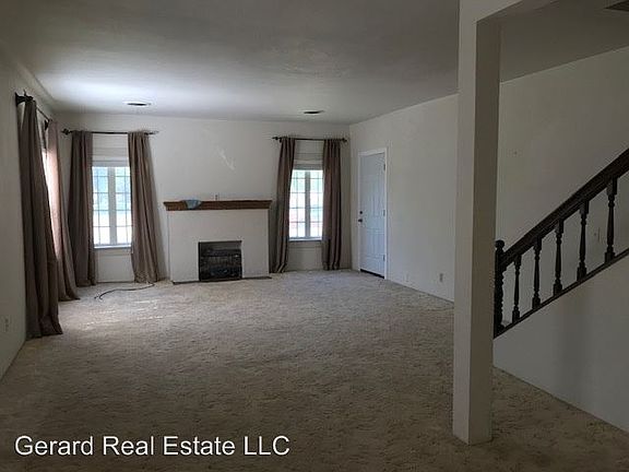 5th image of 1633 Belmont Blvd