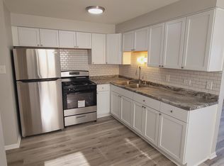 7800 Rutherford Ave #3S, Burbank, IL 60459