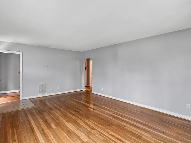 114 Battle Rd — Photo 7