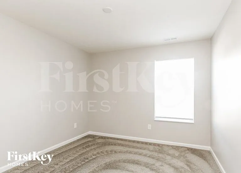 8154 Brookville Way — Photo 10