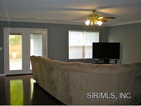5th image of 114 Emerald Way E