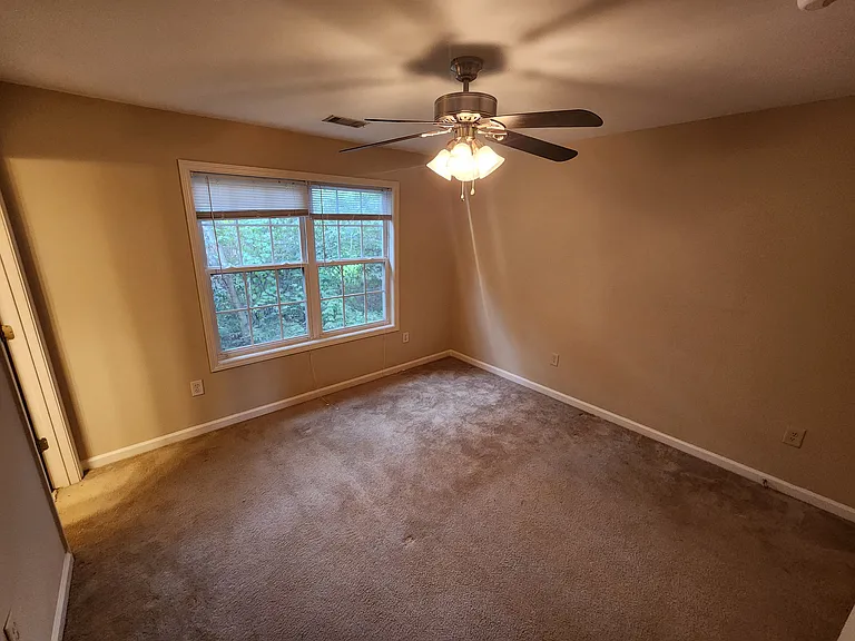 239 Ruth St #16 — Photo 13