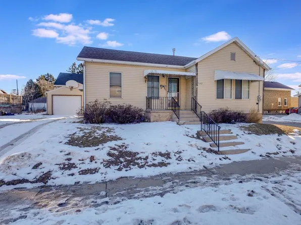 1423 South 14th STREET, Manitowoc, WI 54220